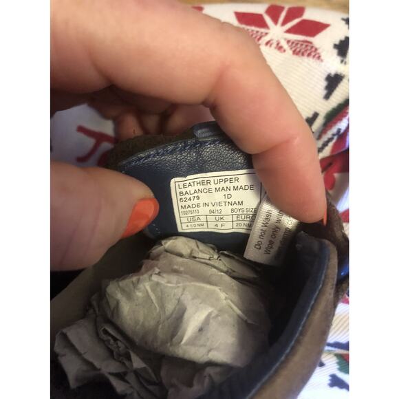 Clark's Brown And Blue Sneakers size 4.5 - Picture 3 of 3